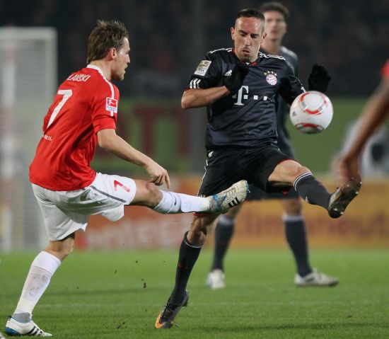 激烈对抗 激烈对抗